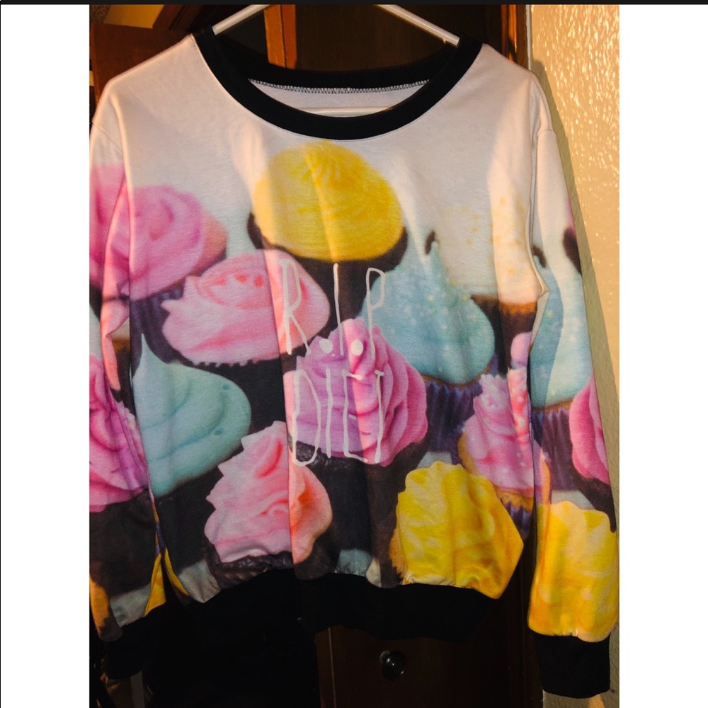 Cupcake “RIP diet” sweater